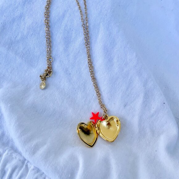 JCREW Girls Heart Locket Necklace - Picture 3 of 6